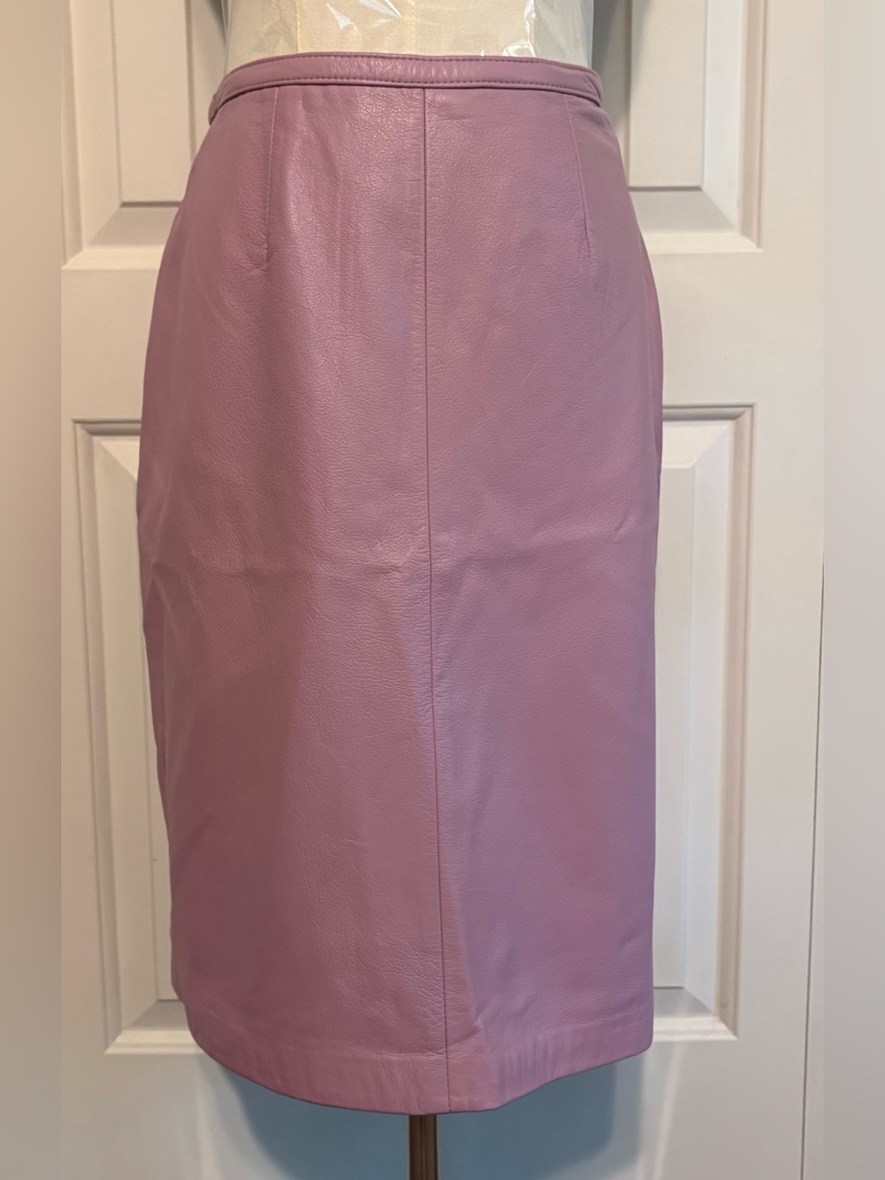 JC PENNEY, Lavender Leather Pencil Skirt, Size 8, NWT